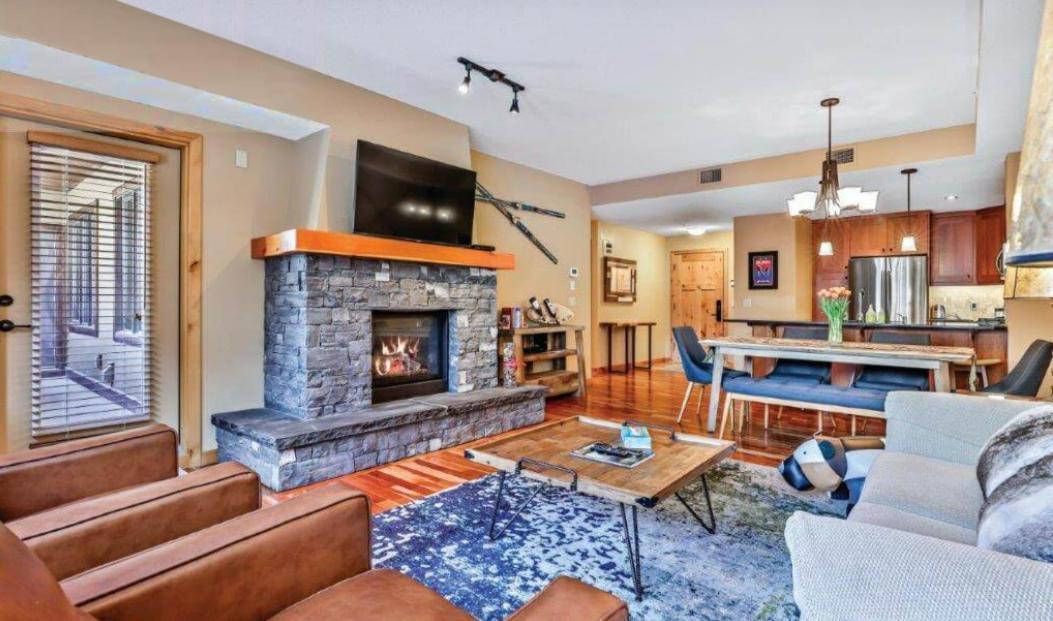 Luxurious Rundle Cliffs Lodge In Spring Creek Canmore Exterior foto